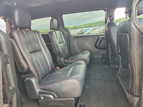 2016 DODGE GRAND CARAVAN R/T