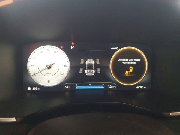 2022 HYUNDAI SANTA FE SEL w/ Premium Pkg