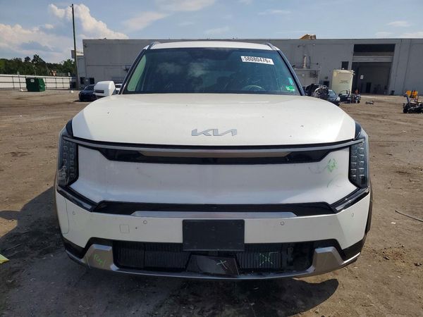 2024 KIA EV9 Land