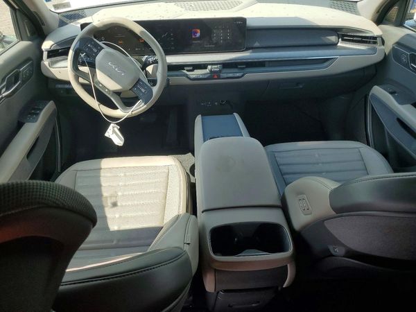 2024 KIA EV9 Land