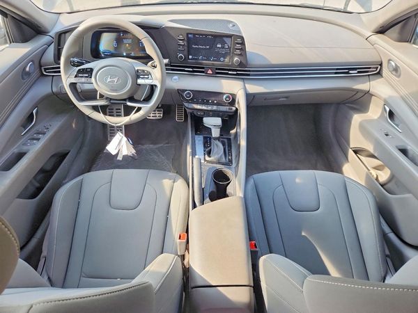 2026 HYUNDAI ELANTRA
