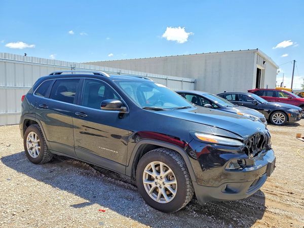 2018 JEEP CHEROKEE LATITUDE PLUS 4X4
