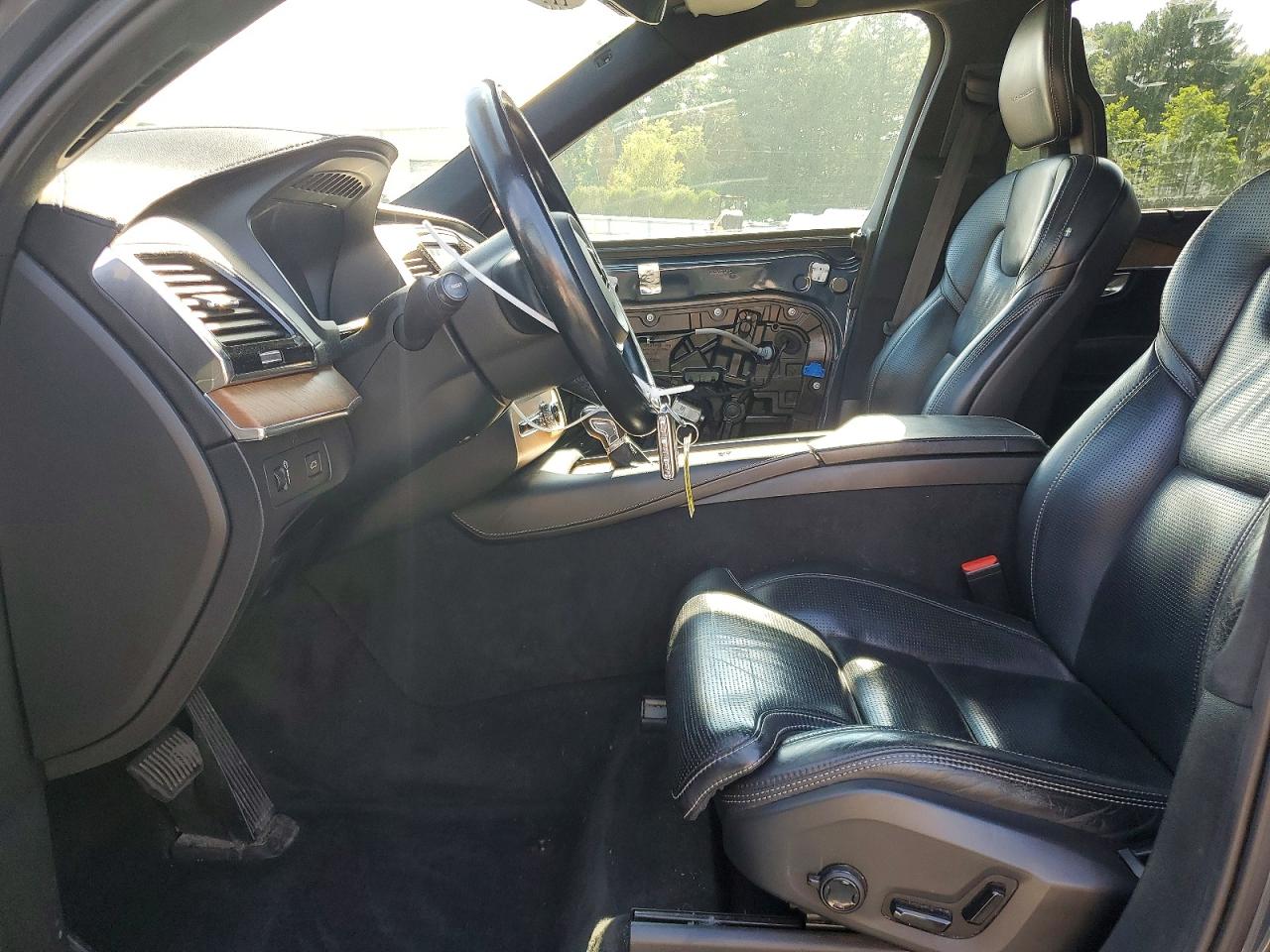 2018 VOLVO XC90 Inscription