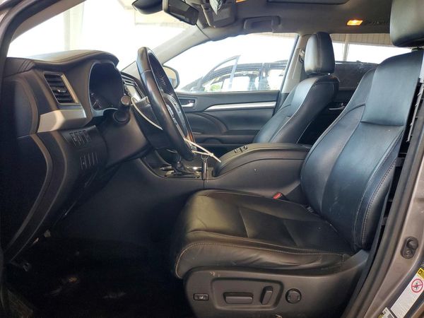 2017 TOYOTA HIGHLANDER SE/XLE