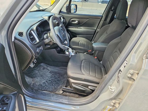 2022 JEEP RENEGADE Latitude, Longitude