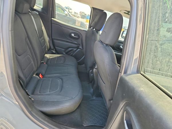 2022 JEEP RENEGADE Latitude, Longitude