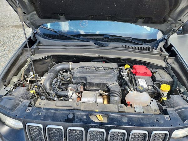 2022 JEEP RENEGADE Latitude, Longitude