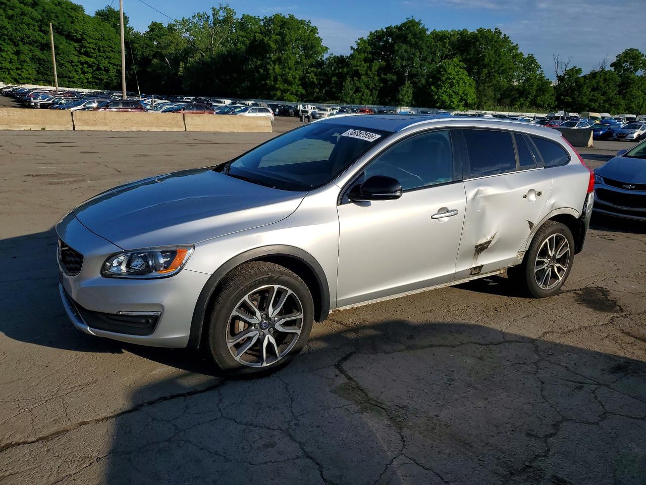 2018 VOLVO V60 CROSS COUNTRY