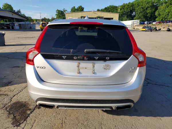 2018 VOLVO V60 CROSS COUNTRY