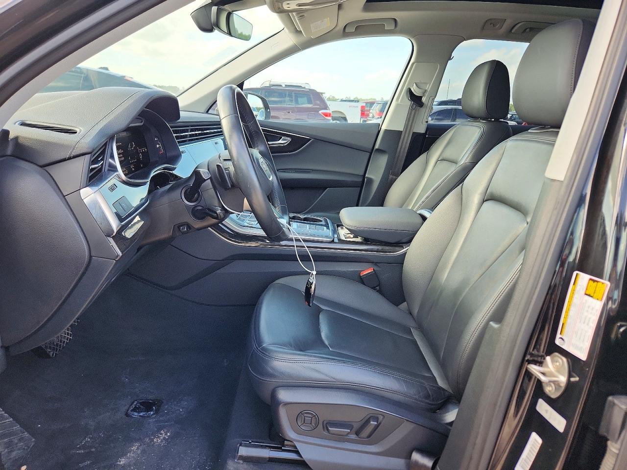 2023 AUDI Q7 quattro Premium