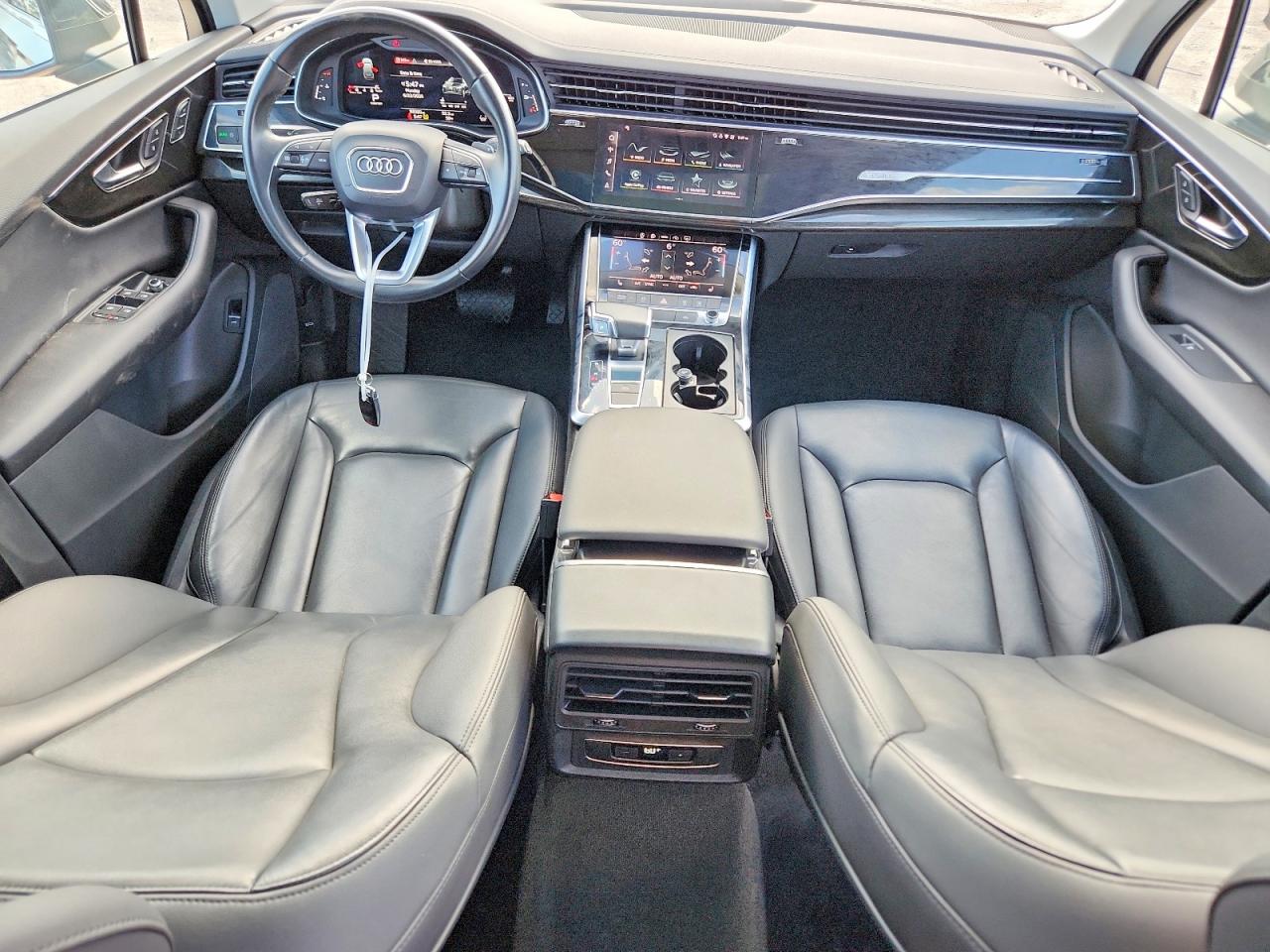2023 AUDI Q7 quattro Premium