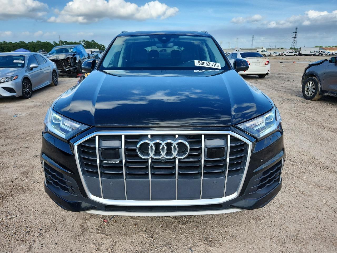 2023 AUDI Q7 quattro Premium