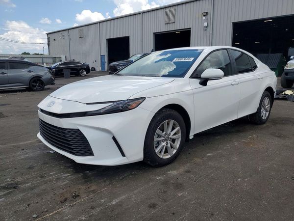 2026 TOYOTA CAMRY