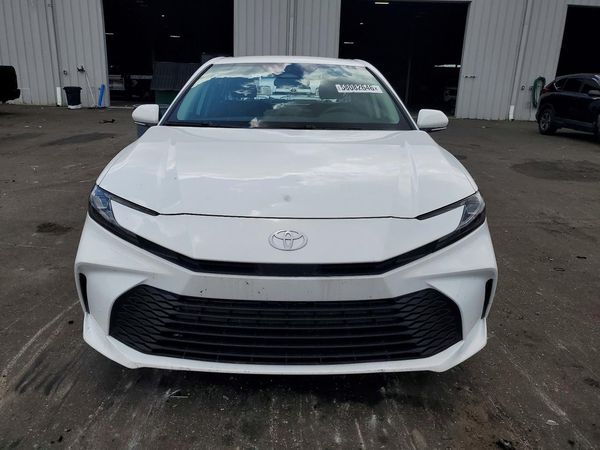 2026 TOYOTA CAMRY