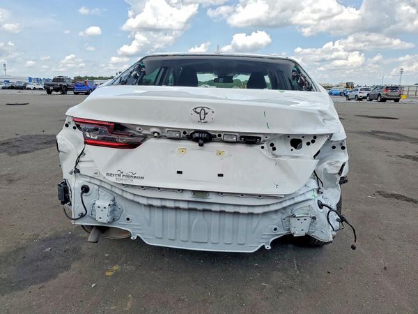 2026 TOYOTA CAMRY