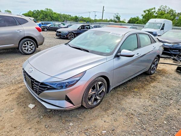 2023 HYUNDAI ELANTRA