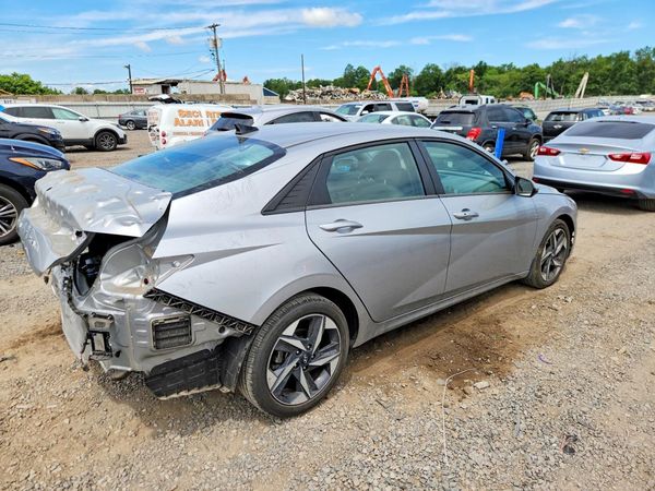 2023 HYUNDAI ELANTRA