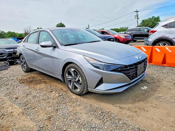2023 HYUNDAI ELANTRA