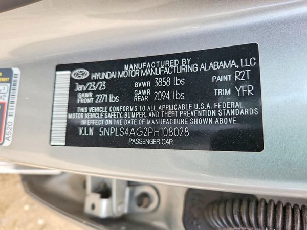 2023 HYUNDAI ELANTRA