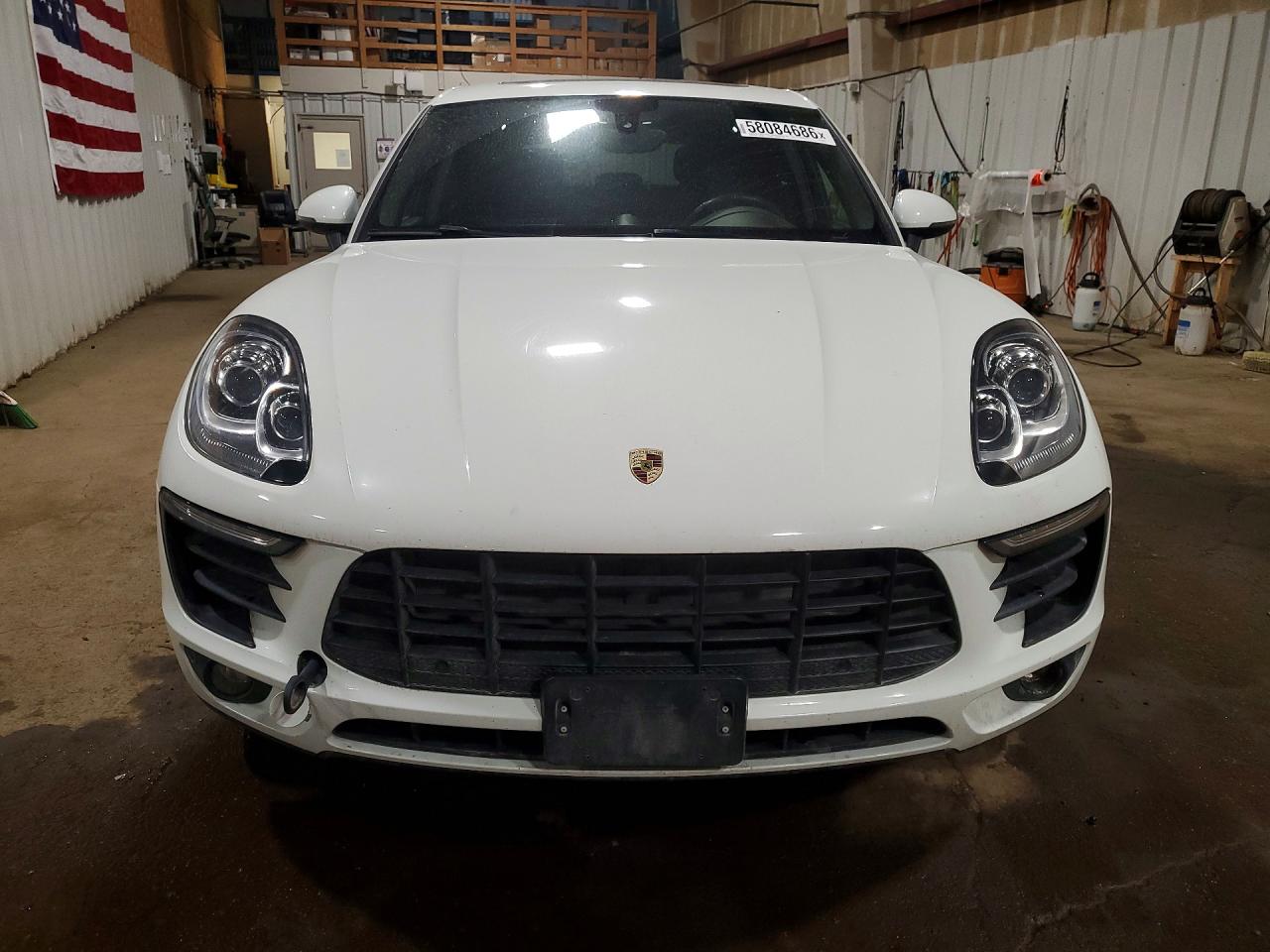 2015 PORSCHE MACAN