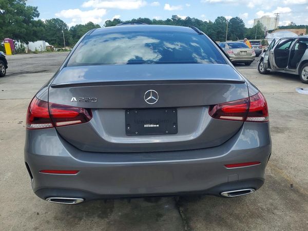 2022 MERCEDES-BENZ A A220