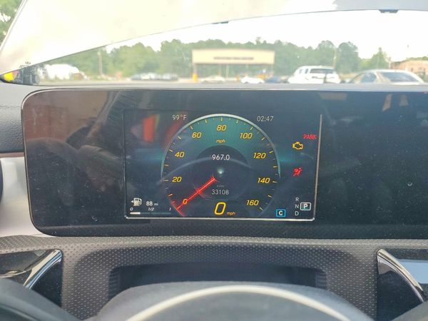 2022 MERCEDES-BENZ A A220