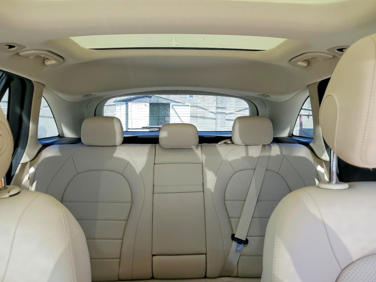 2021 MERCEDES-BENZ GLC GLC300