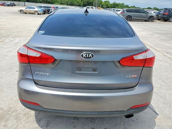 2016 KIA FORTE