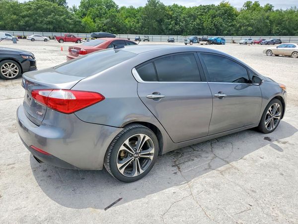 2016 KIA FORTE