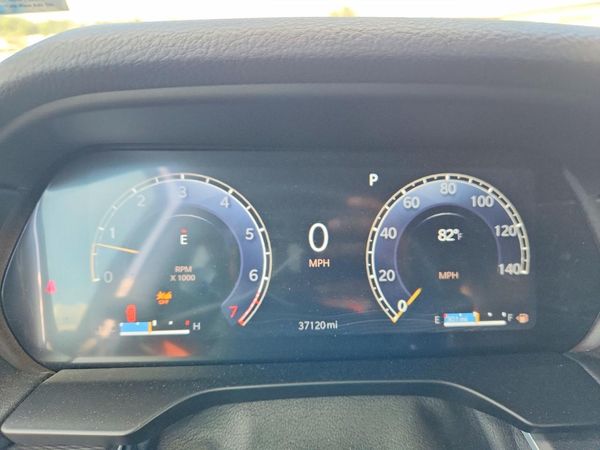 2025 JEEP GRAND CHEROKEE Laredo, Altitude