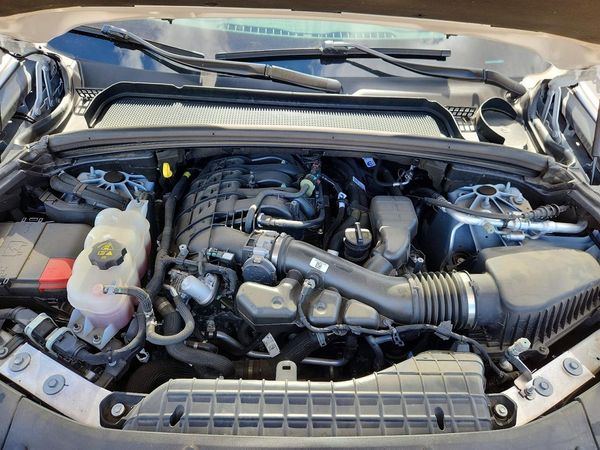 2025 JEEP GRAND CHEROKEE Laredo, Altitude
