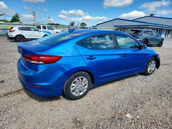 2017 HYUNDAI ELANTRA
