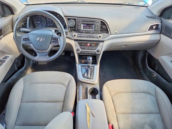 2017 HYUNDAI ELANTRA