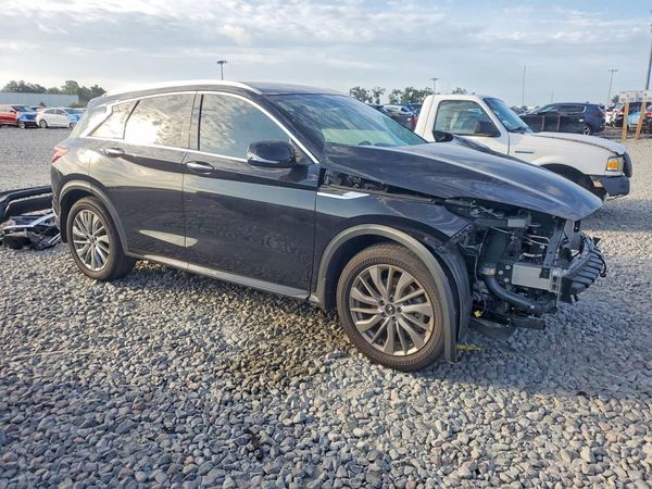2024 INFINITI QX50 Luxe
