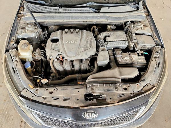 2015 KIA OPTIMA GL - Middle-low