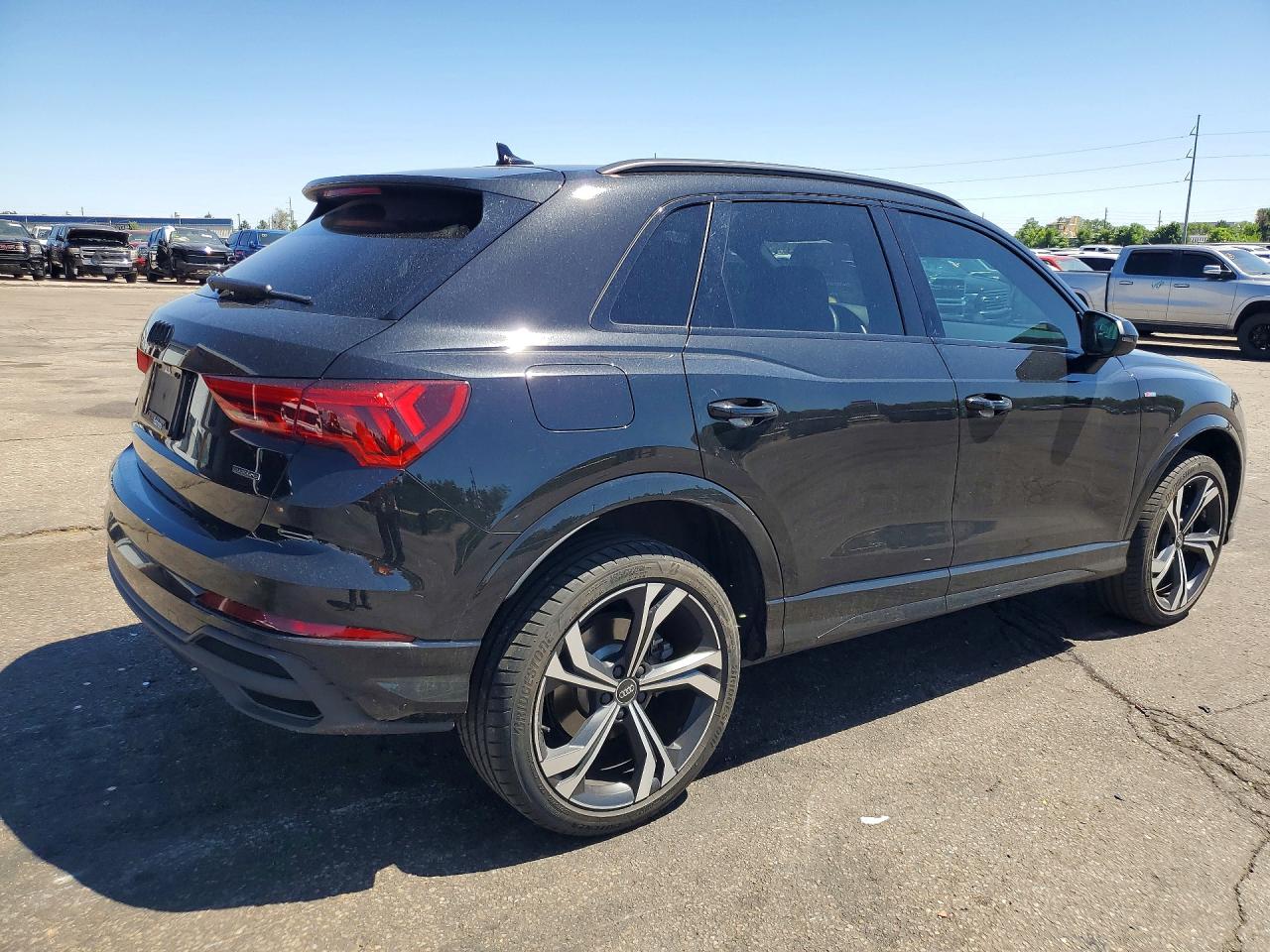 2023 AUDI Q3