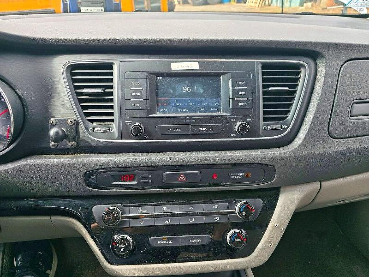 2018 KIA SEDONA L