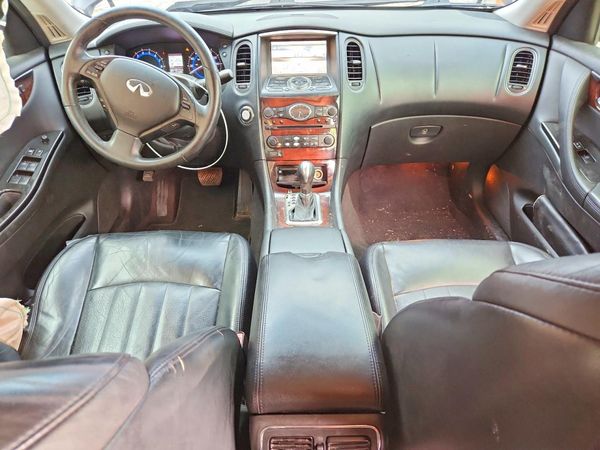 2015 INFINITI QX50