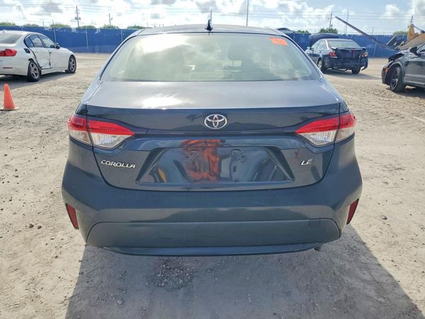 2022 TOYOTA COROLLA