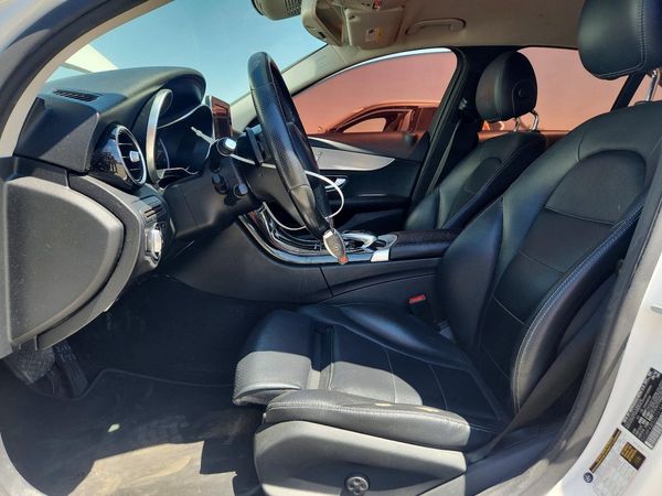 2016 MERCEDES-BENZ C C300