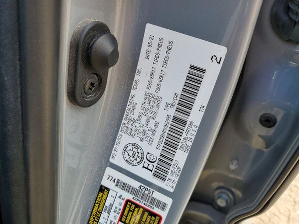 2021 TOYOTA TACOMA SR5