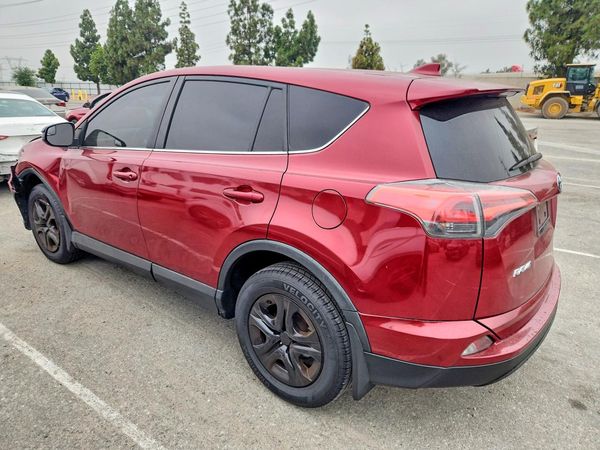 2018 TOYOTA RAV4 LE