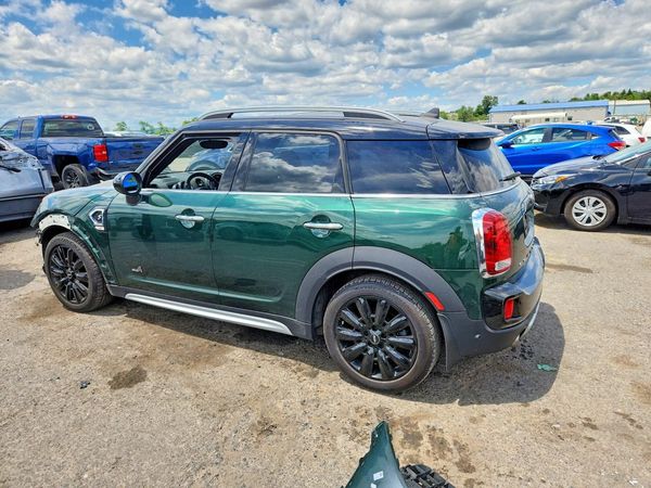 2018 MINI COOPER