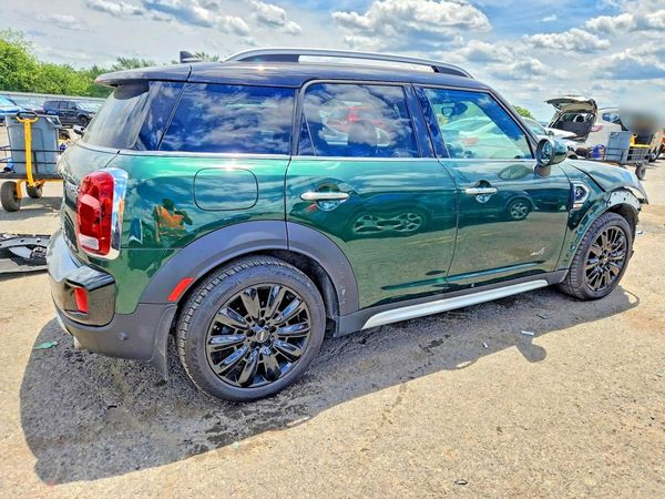 2018 MINI COOPER