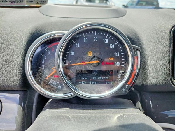 2018 MINI COOPER