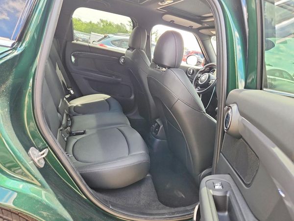 2018 MINI COOPER