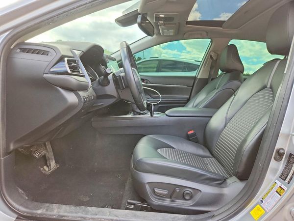 2023 TOYOTA CAMRY