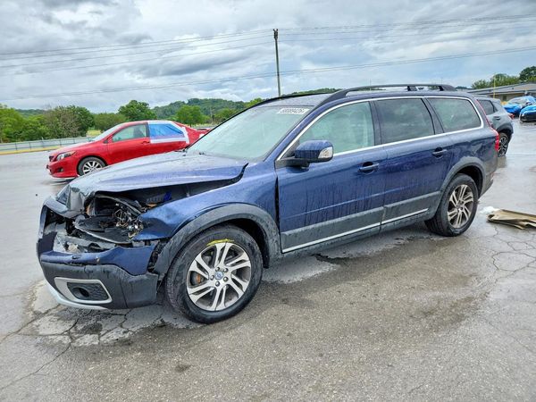 2013 VOLVO XC70