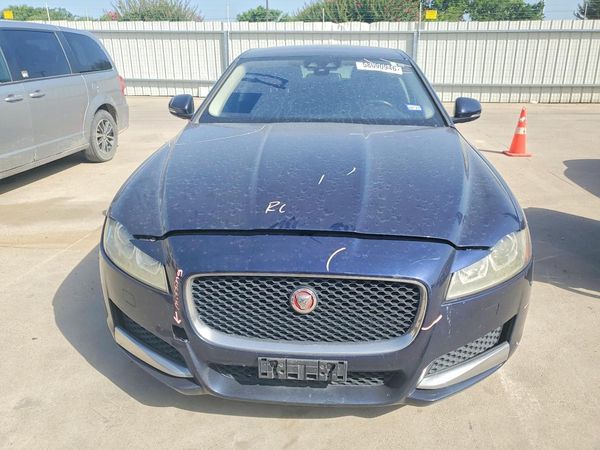 2017 JAGUAR XF