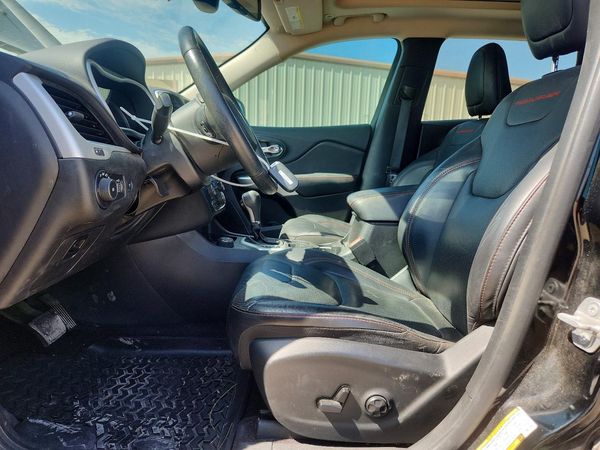 2018 JEEP CHEROKEE TRAILHAWK 4X4